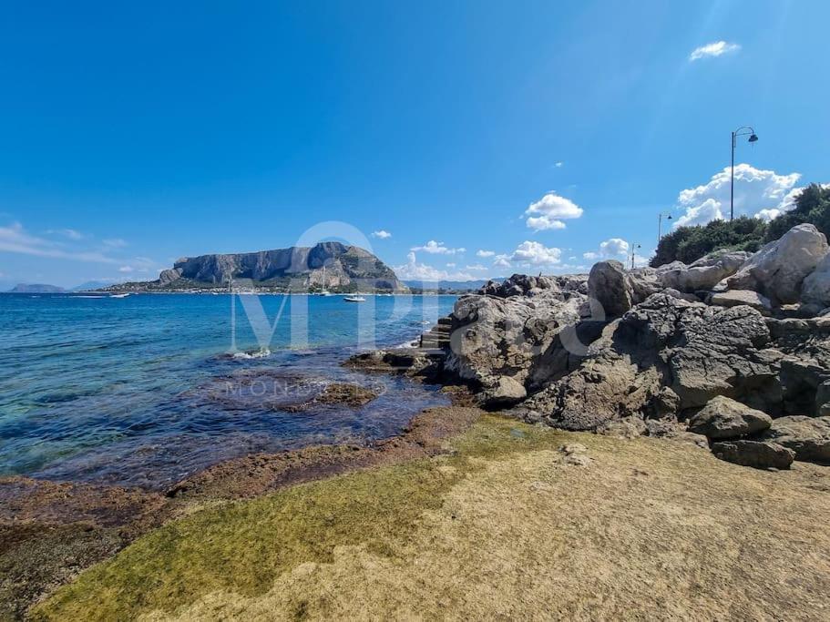 M'Place - Mondello Residence Palermo Bagian luar foto