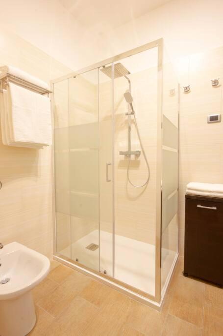 M'Place - Mondello Residence Palermo Bagian luar foto